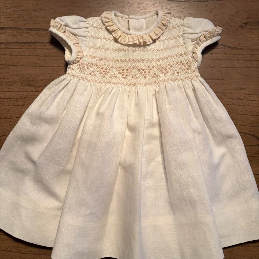 Baby Girl's Spanish Linen Smocked Dress N-3 mo.